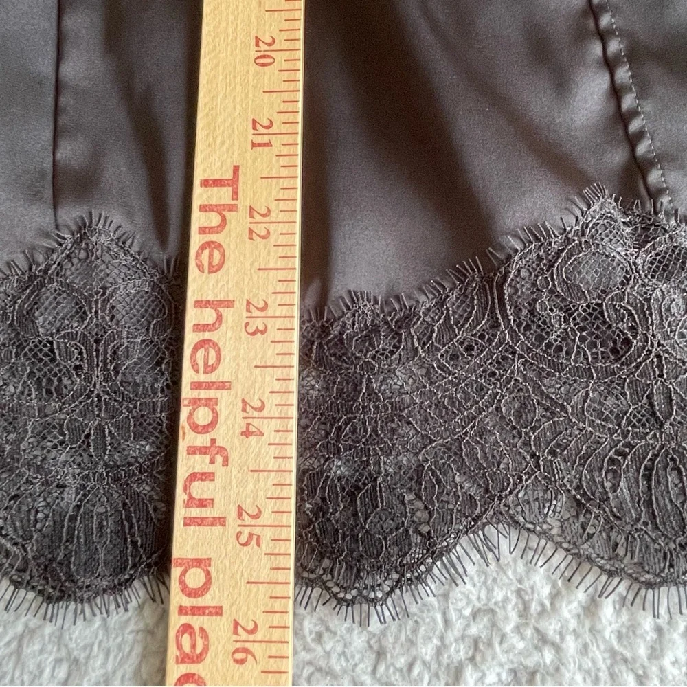 Sofia Intimates Camisole by Sofia Vergara Womens  Small‎ Black Smooth Lace